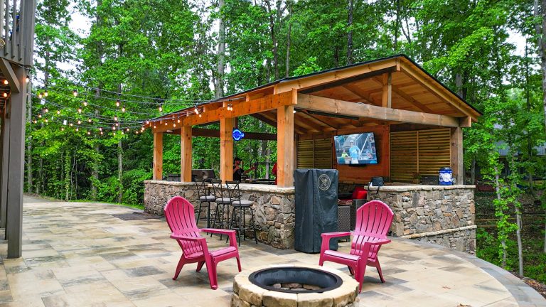 Outdoor Kitchen Gallery by Dogwood Landscaping, Pools and Patios