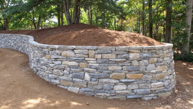 retaining wall installation services